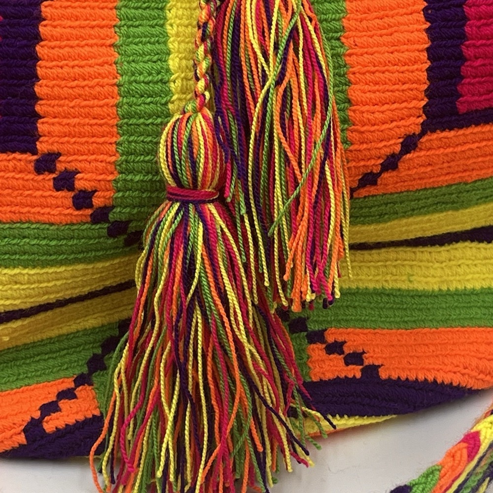 Vibrant Colorful Mochila Wayuu Handbag Purse Handmade Original Unique Boho Fun - Picture 4 of 16